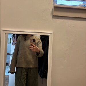 Abercrombie & Fitch Tan Knit Sweater